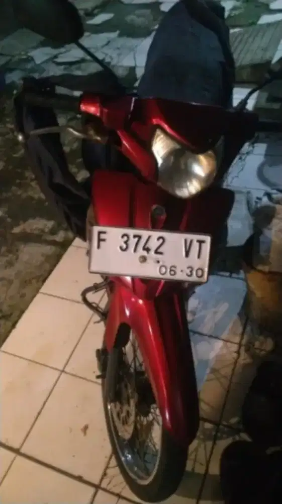 Motor Vega ZR tahun 2010