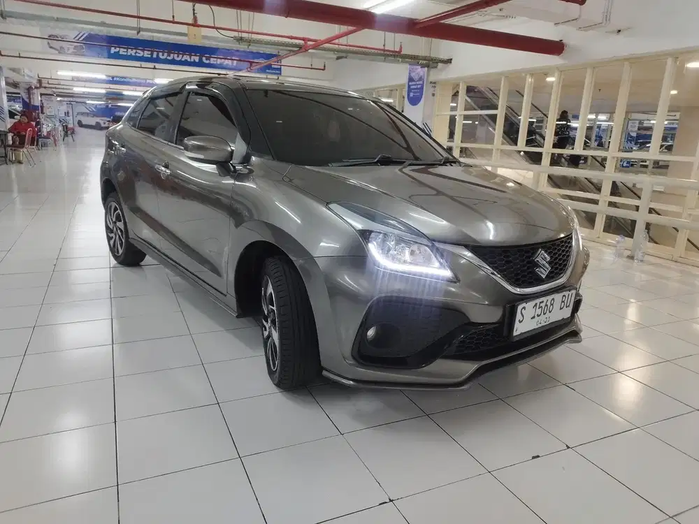Baleno AT 2021 Grey #suzuki #mobilsurabaya #mobiljawatimur #kredit