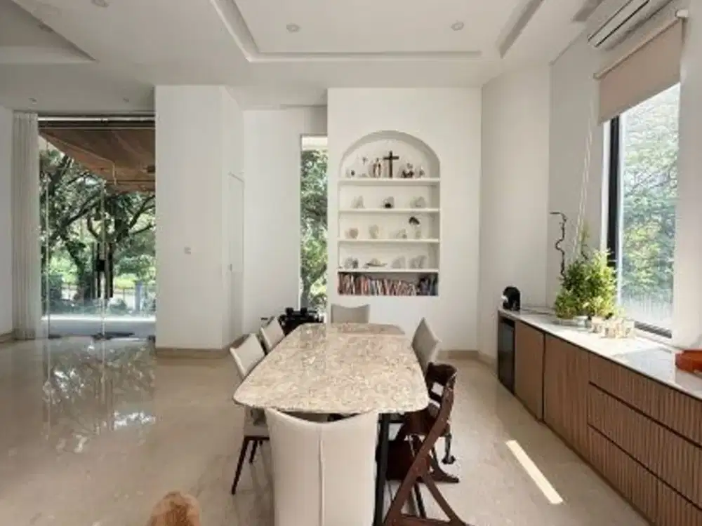 Dijual Rumah PIK Mediterania Kuda Laut uk 219m2 Full Renov Elegance