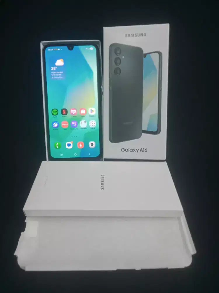 Samsung A16 Black