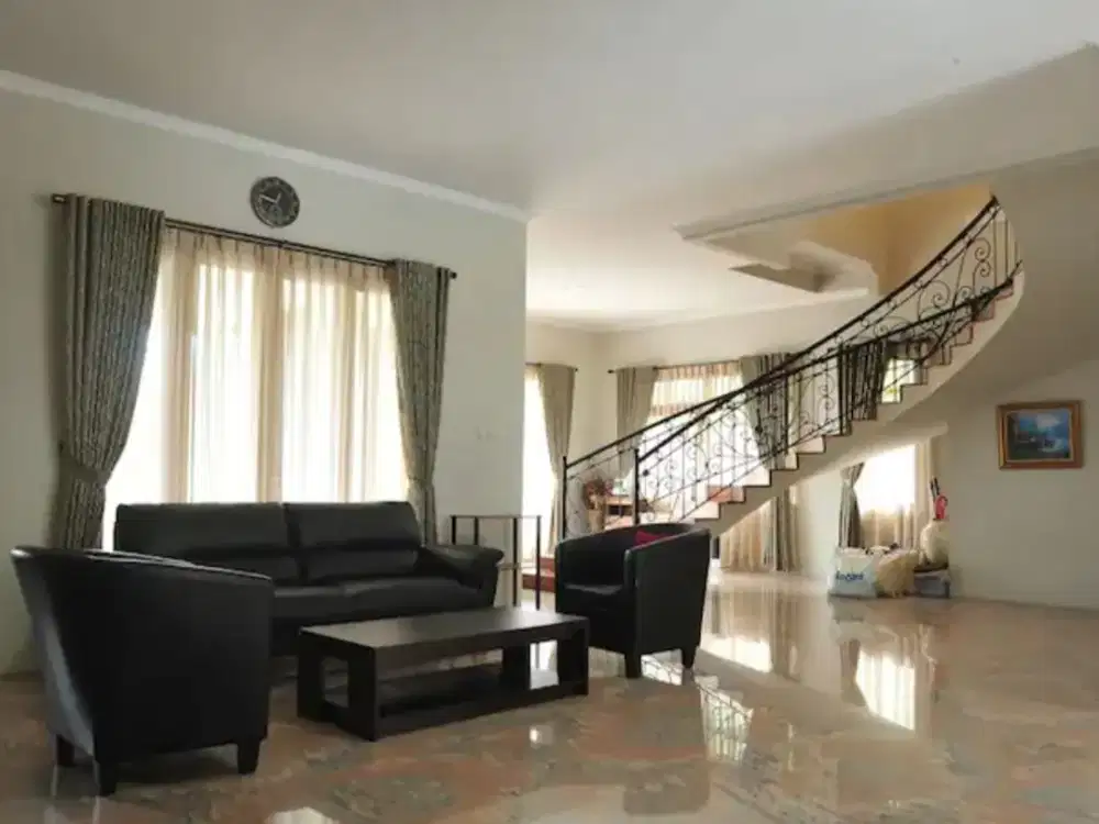 Rumah Cantik Lux Furnished di Resor Dago Pakar