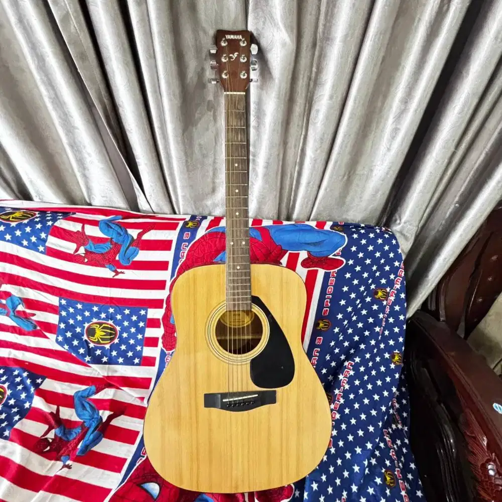 PRELOVED GITAR AKUSTIK YAMAHA F310