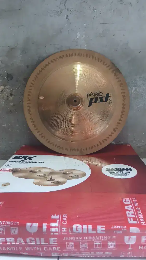Simbal China 18in Paiste PST-5