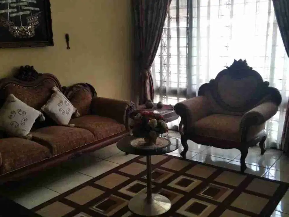 Jual Rumah Luas Hitung Tanah di Mainroad Turangga Buah Batu dkt Tsm