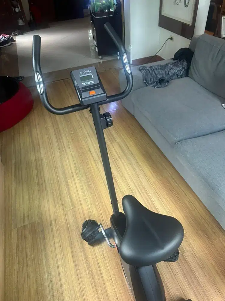 Cycling machine