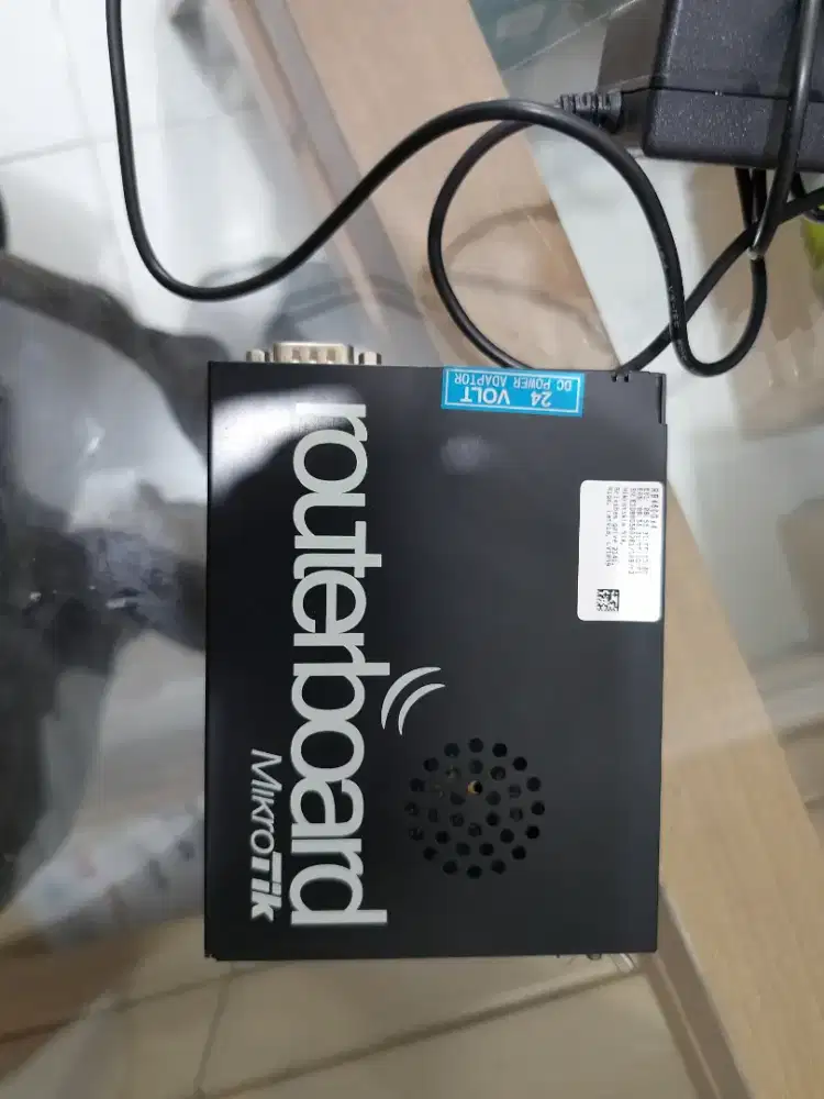 Mikrotik RB450GX4 router 5