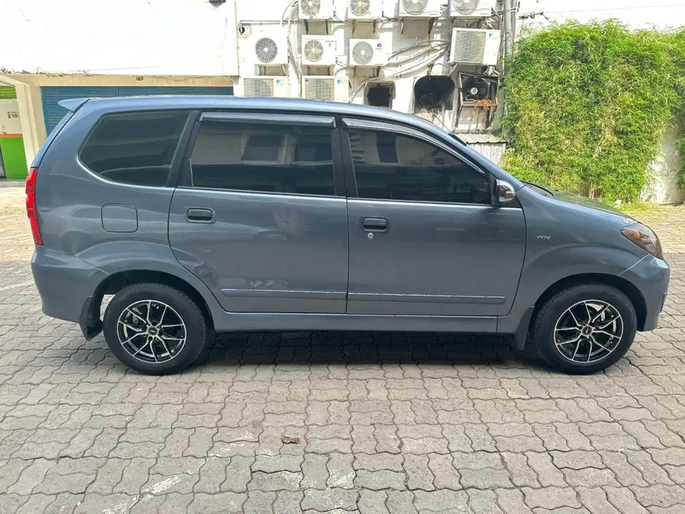 Toyota Avanza 2011 Bensin