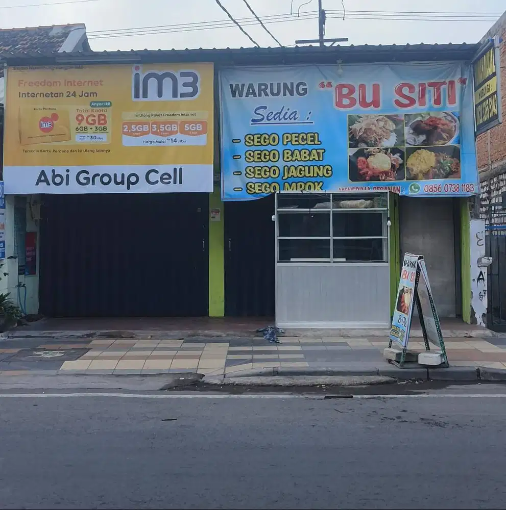 DIJUAL RUMAH / TEMPAT USAHA STRATEGIS
