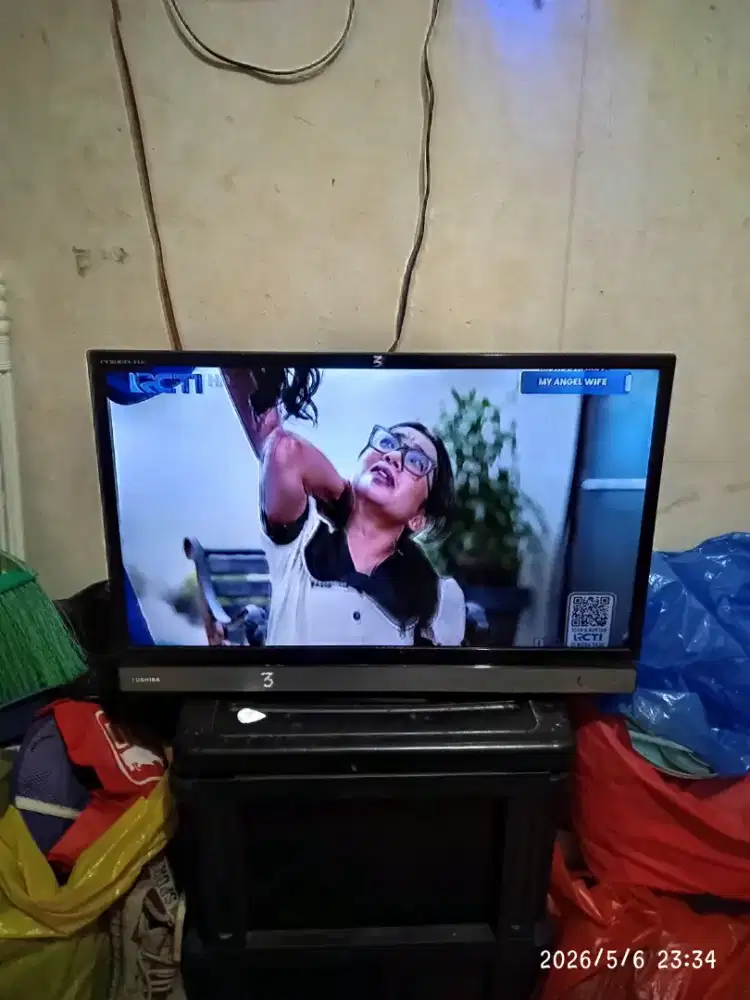Tv toshiba + stb sogo