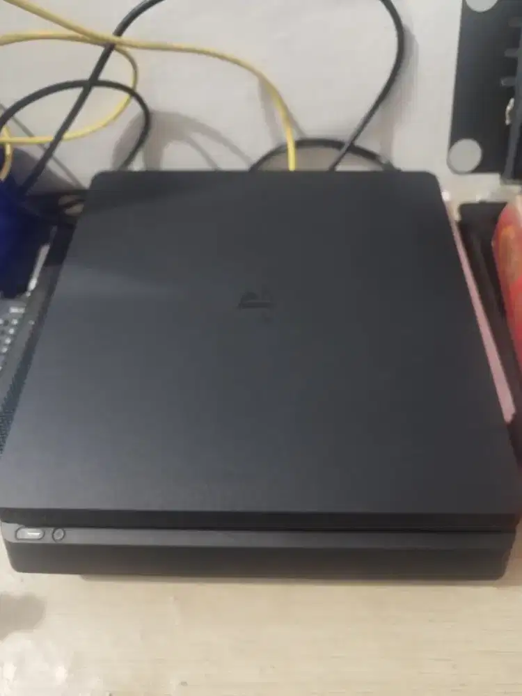 PS 4 Slim 1TB Kondisi Normal