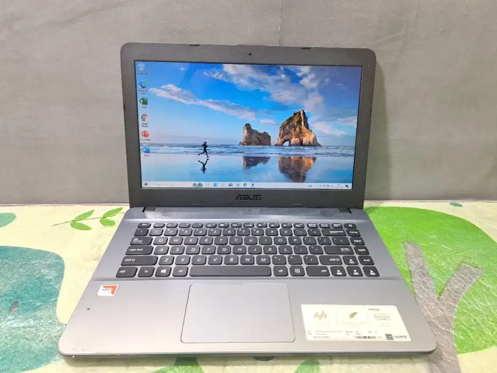 Laptop asus X441B  normal semua siap pakai