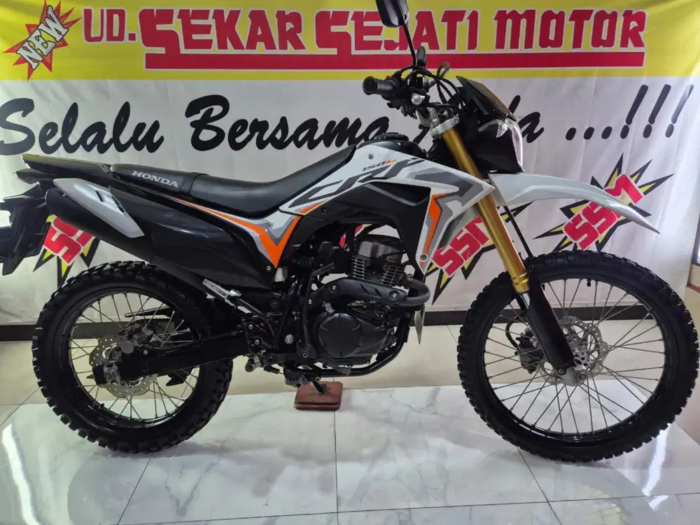 CRF 150L 2022 plat L..