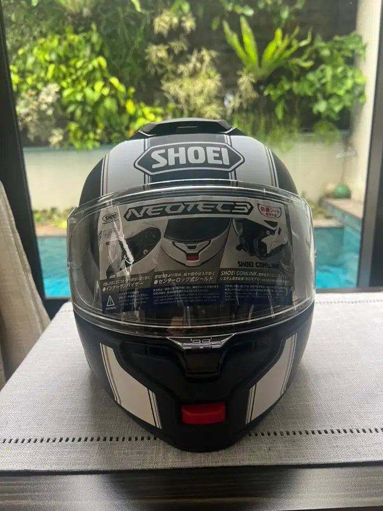 Helm shoei satori neotec 3