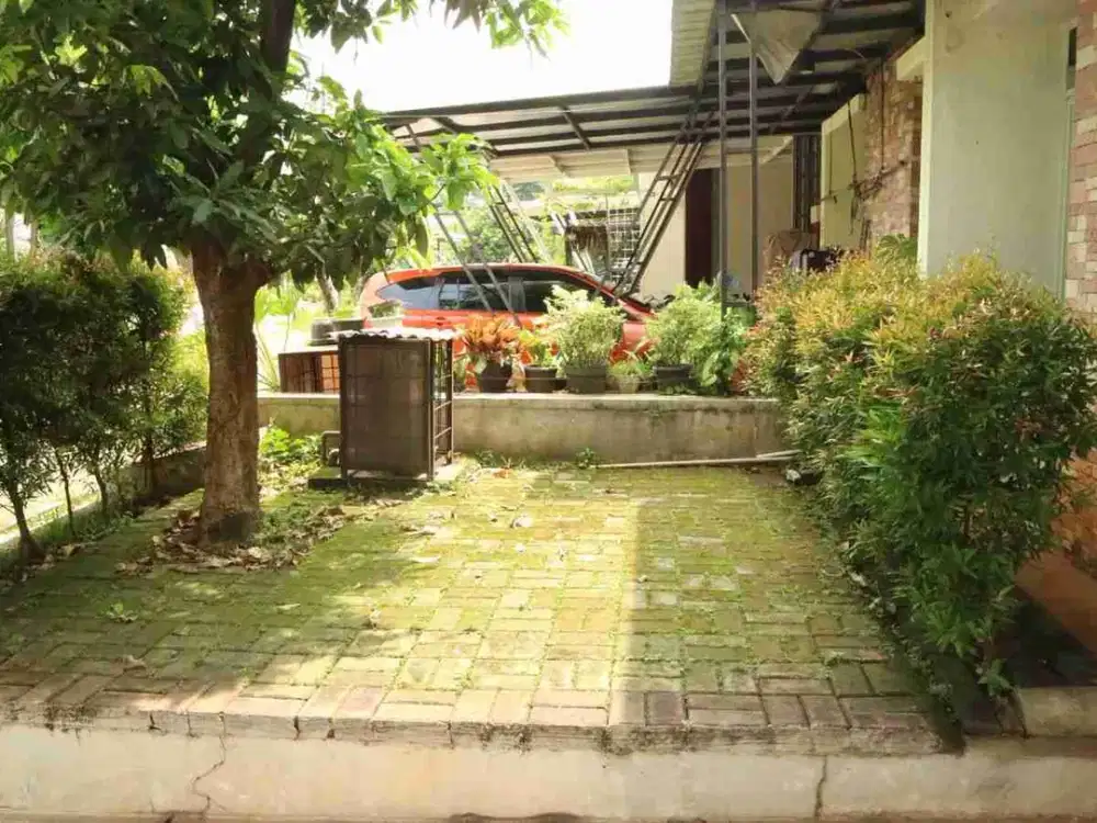 rumah langka, LT 126,2 KT, di Spring Garden Residence, Bekasi
