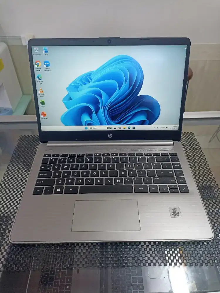 Dijual Laptop HP 340S G7 Intel Core i7-1065G7 8/512 Iris Xe Graphics