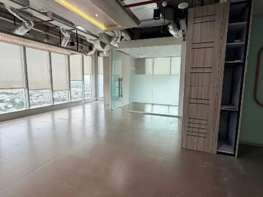 Disewa Office Gold Coast Eiffel PIK Uk132m2 FULL RENOVASI at Jakarta Utara