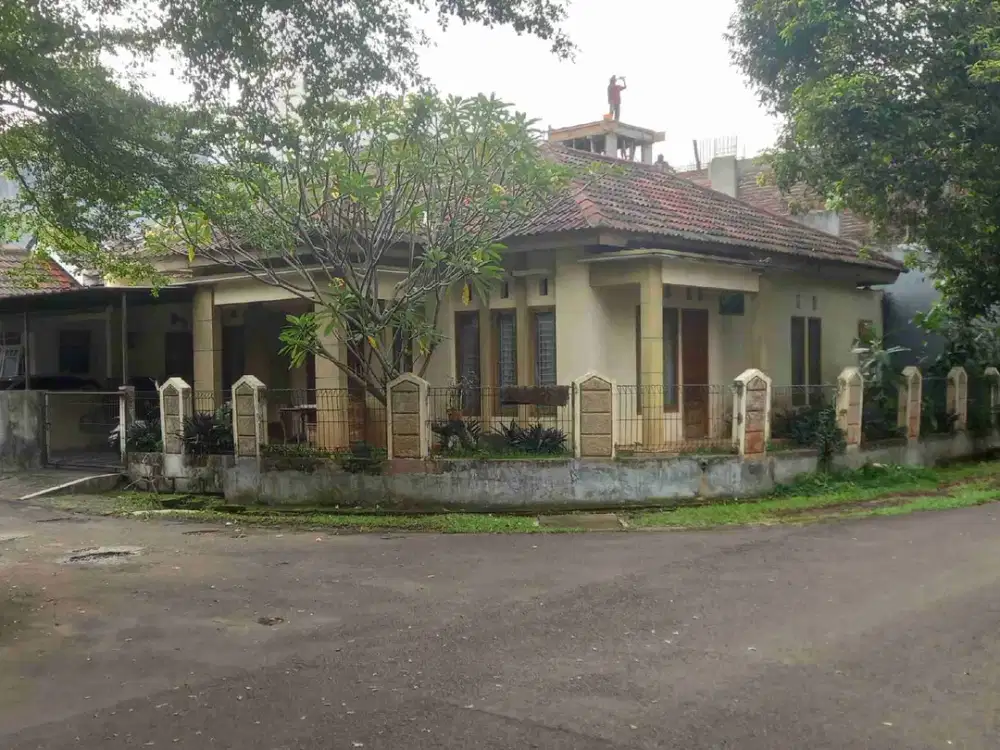 Dijual Rumah Hoek Di Nusa Loka BSD City Nusaloka tangsel