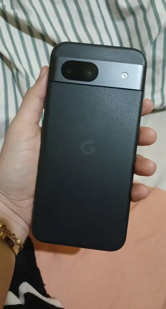 Google pixel 8a
