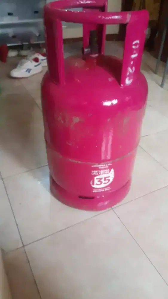 Di jual tabung gas