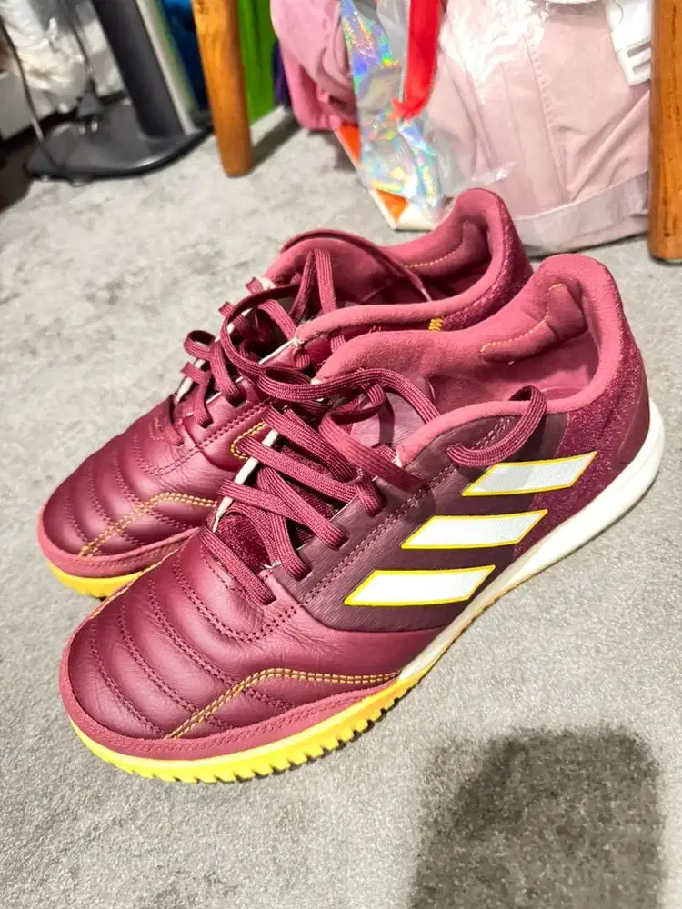 Sepatu Futsal ADIDAS TOP SALA COMPETITION Size 42 (PRELOVED)