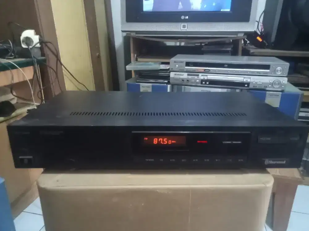 Tuner AM FM Sherwood minus