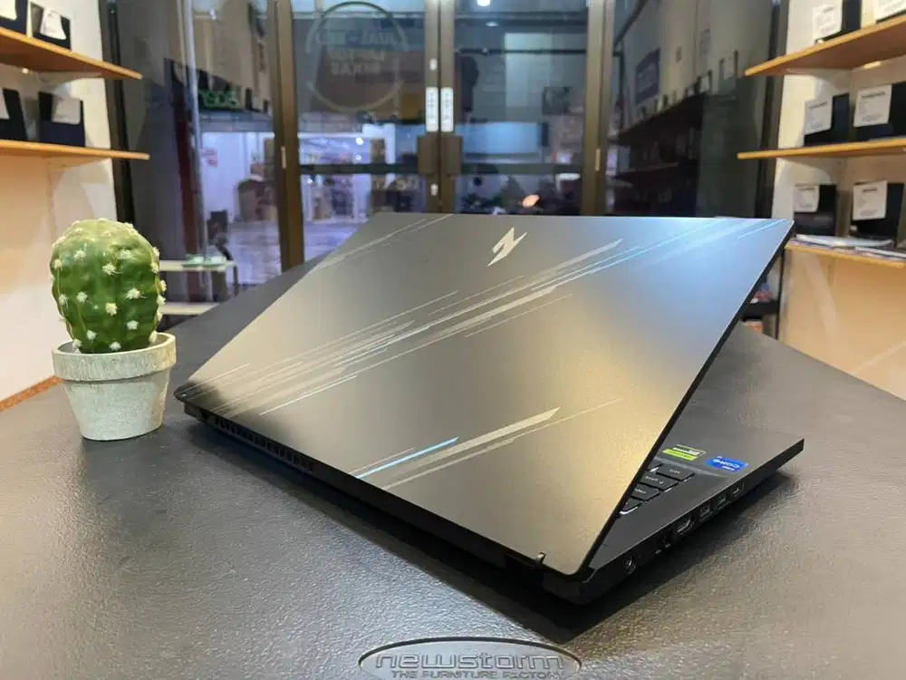 ACER NITRO ANV15-51// CORE i7 GEN13 // RAM16 // SSD 512 // RTX