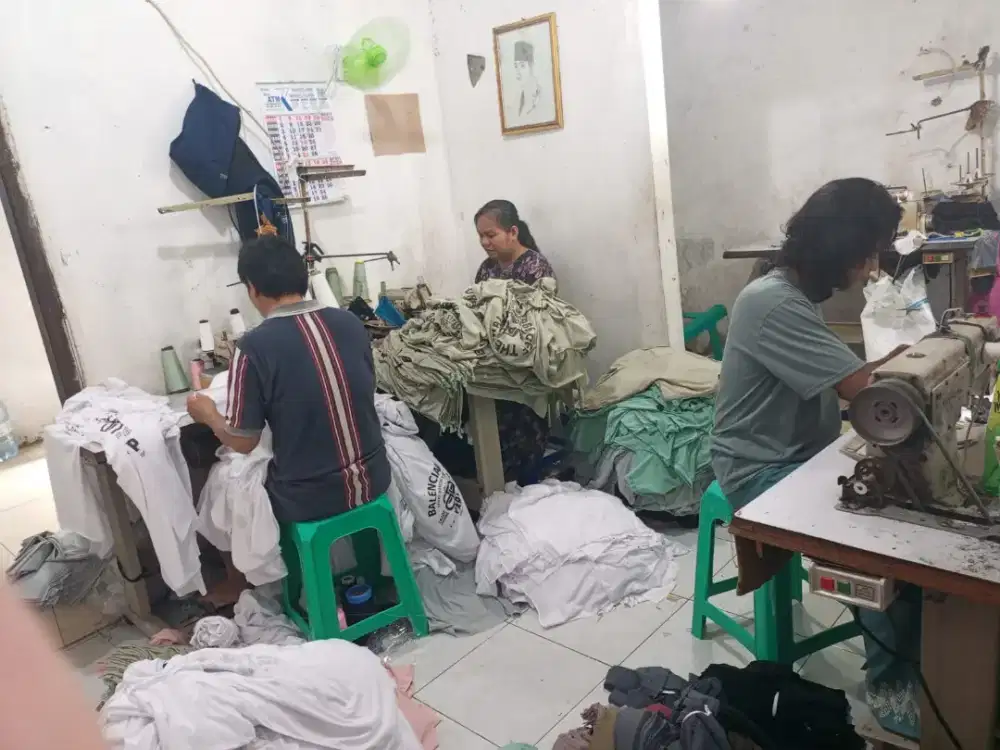 Di cari Tukang Kam