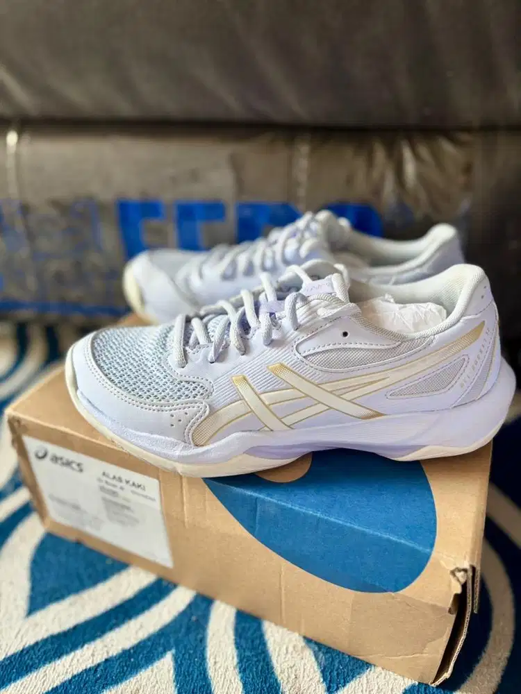 ASICS Gel Roket 12