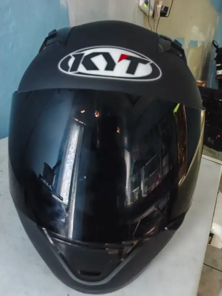helm kyt fullface mulus 99%