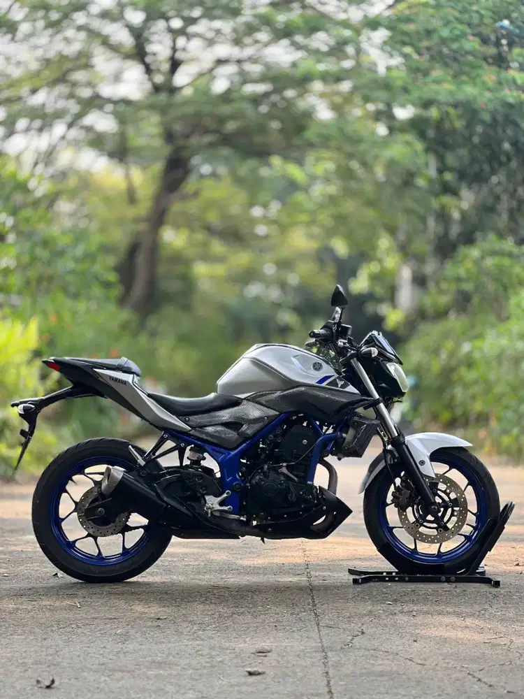 YAMAHA MT25 OLD 2015 SILVER PAJAK ON SIAP HARIAN