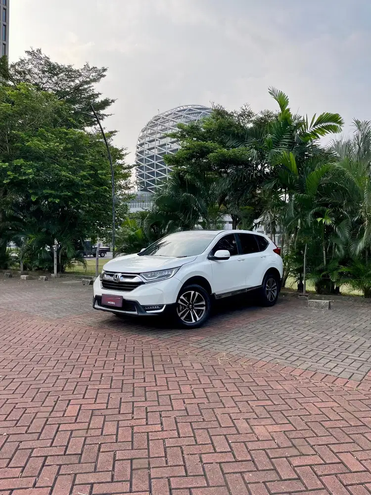 Honda CR-V 1.5 Prestige CVT 2017 KM LOW 30 RIBUAN CRV PUTIH