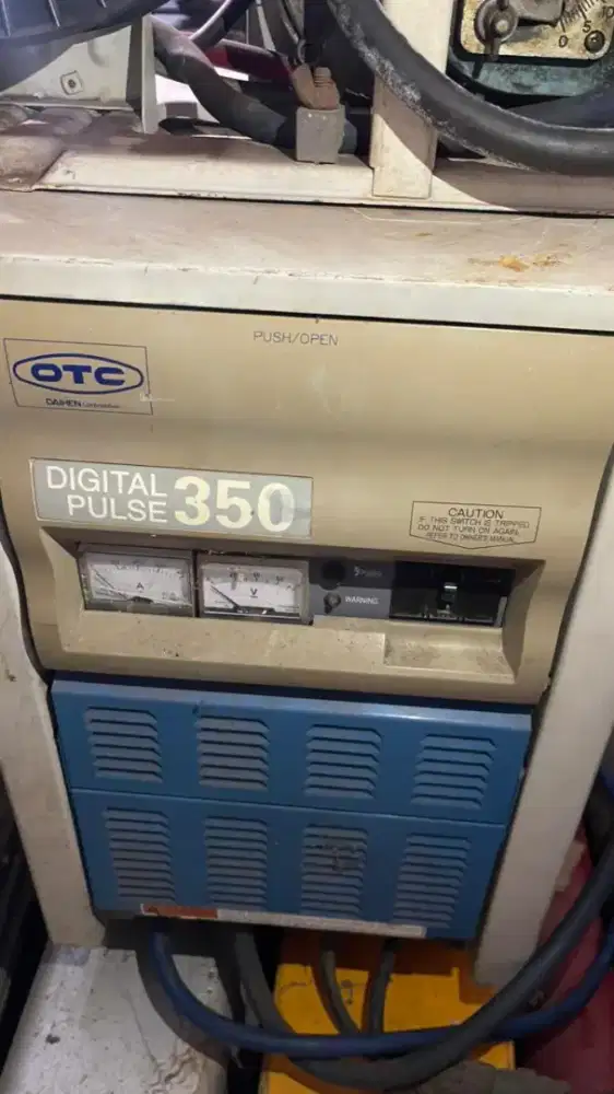 Mesin Las OTC Daihen kelas MIG/MAG / pulse 350A