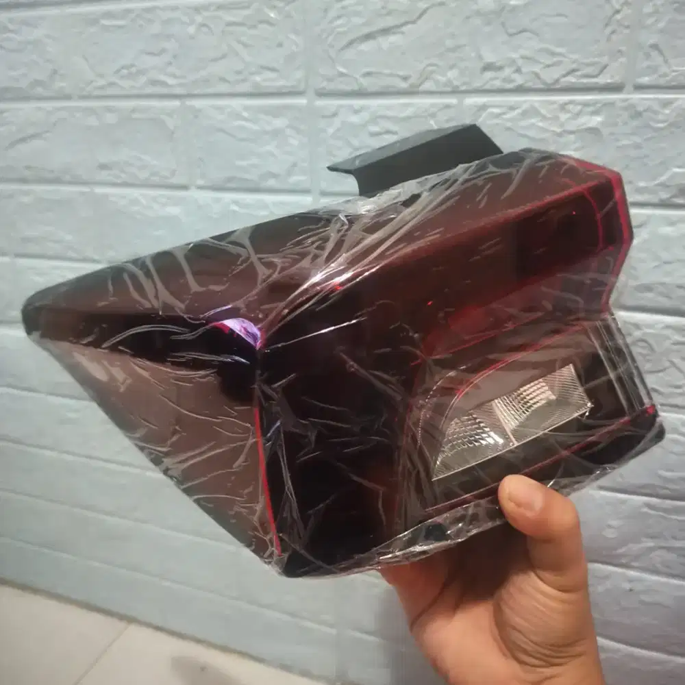 Stoplamp kiri avanza/xenia allnew