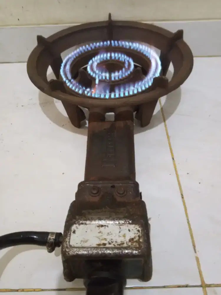 Kompor gas api seribu Rinnai (Hanya kompor)