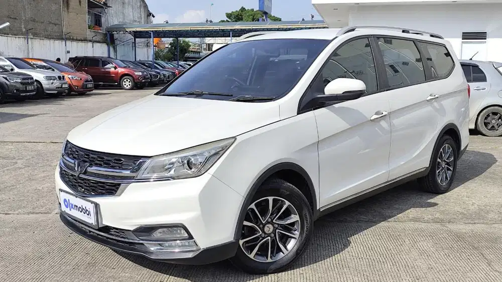 DP RENDAH - Wuling Cortez 1.5 CT Lux Bensin-AT 2019