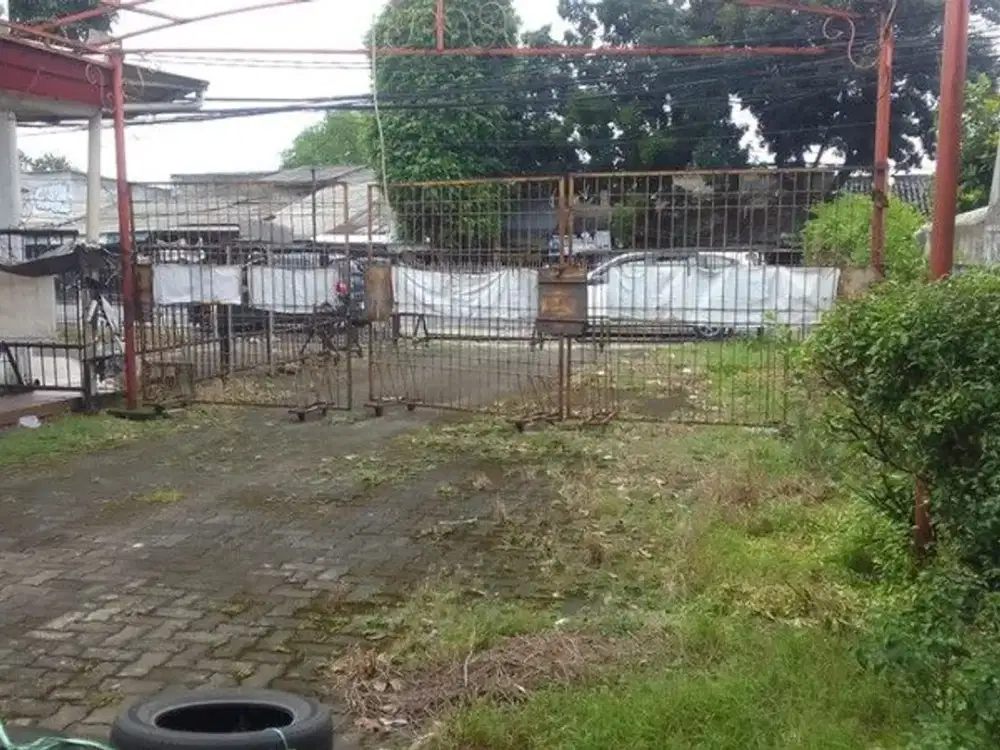 Lahan Komersial di Jalan Raya Bogor, Kramat Jati - Dijual Dibawah NJOP