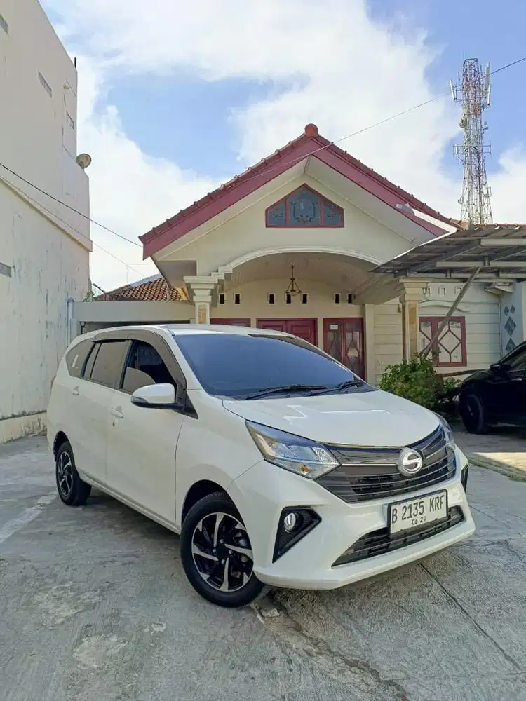 Daihatsu sigra A/T R 2024