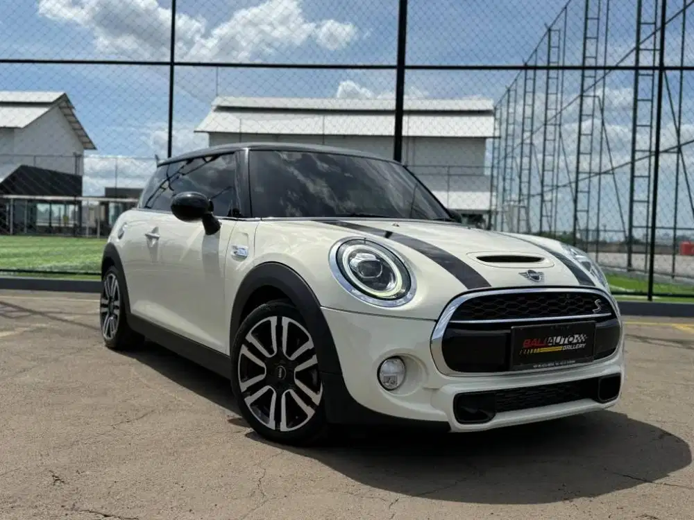 Mini Cooper S 2.0 Doors A/T 2019,KM 18 RB