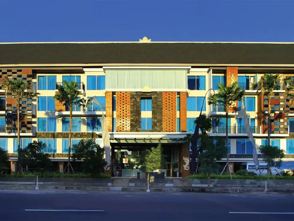 DIJUAL 2 BIDANG TANAH + BANGUNAN LUAS 2765 M2 DI TUBAN, BADUNG