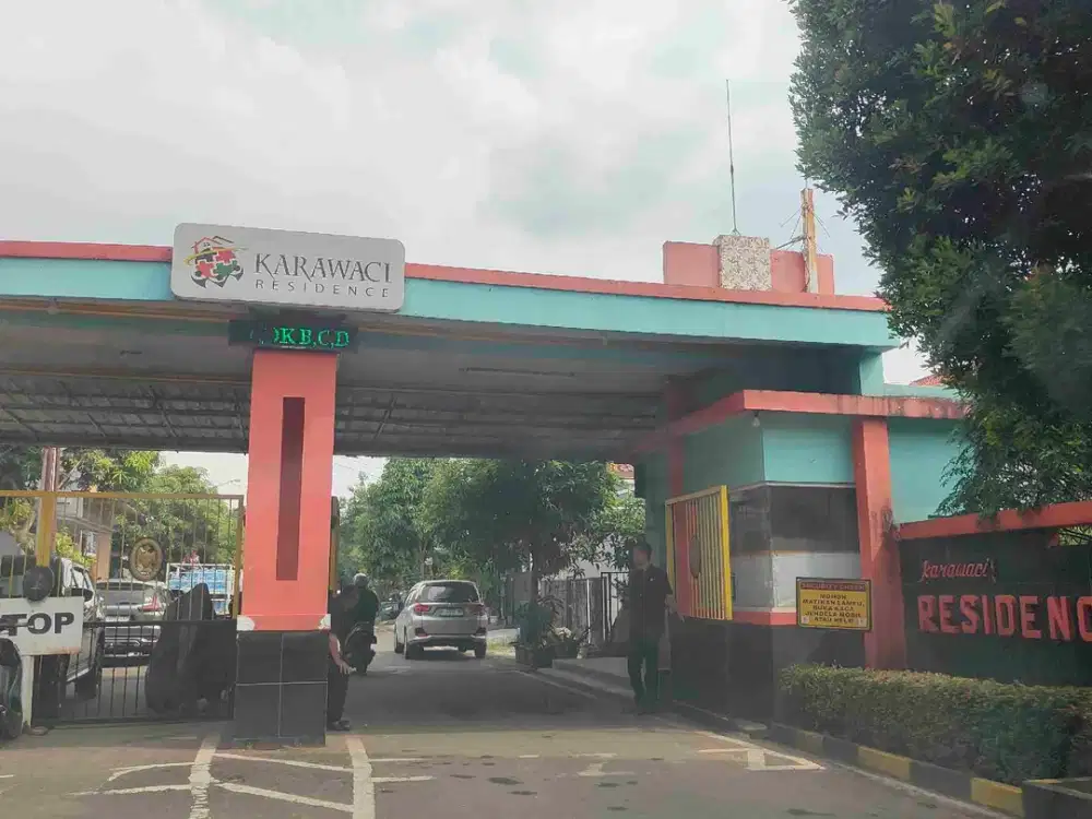 Di Jual Cepat rumah di residen Karawaci. gading Serpong