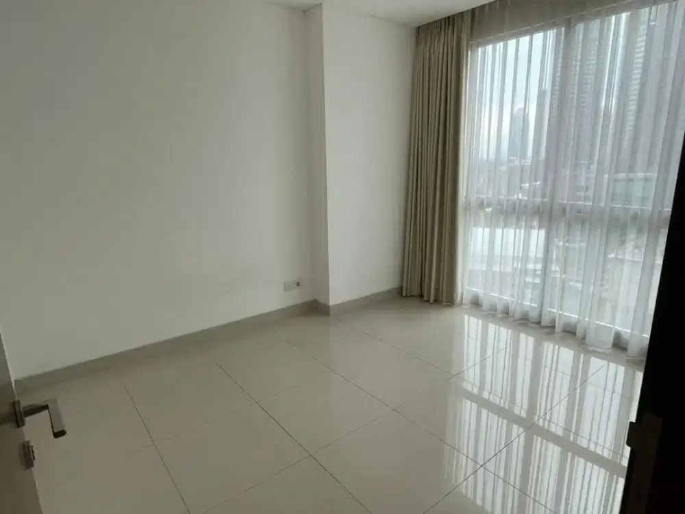 Apartment kondisi unfurnished for sale - The Newton Ciputra World Jakarta Selatan