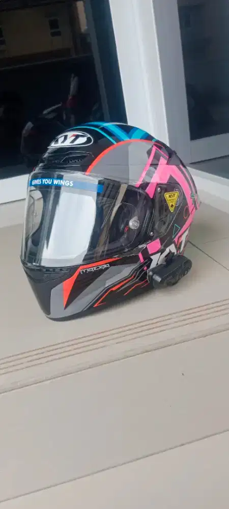 helm full face KYT
