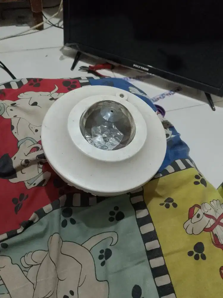 Lampu galaxy dengan speaker