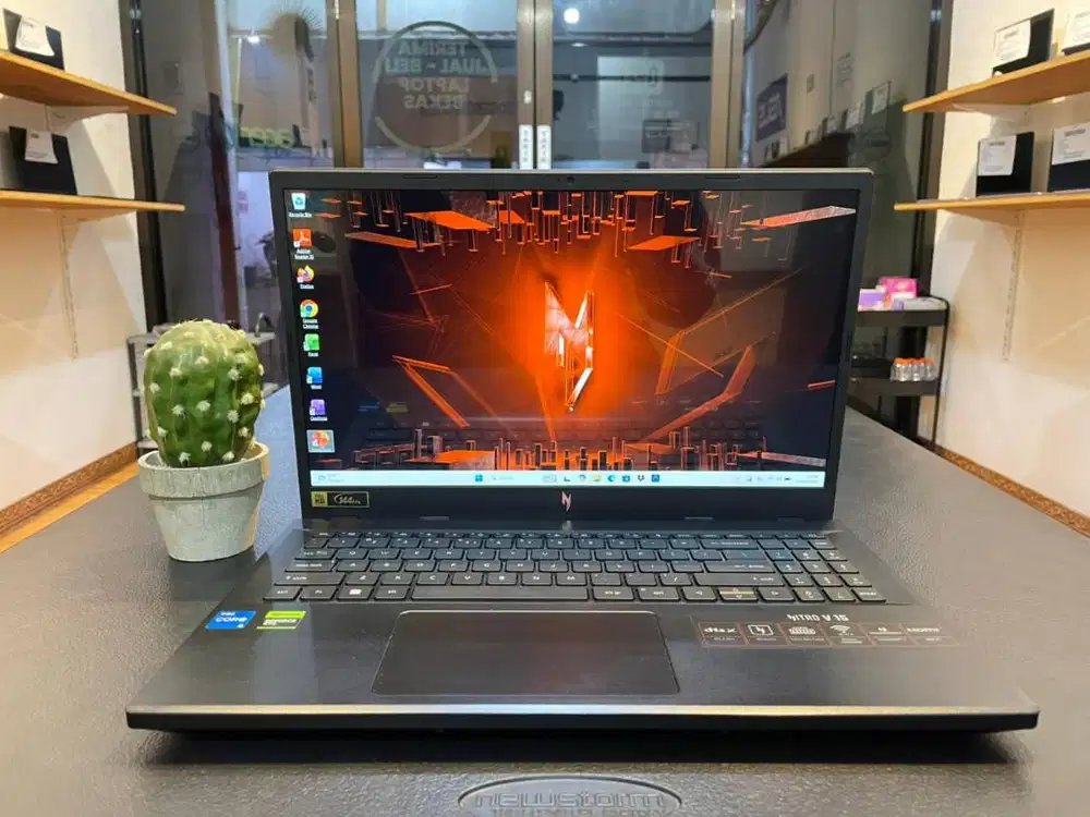 ACER NITRO ANV15-51// CORE i7 GEN13 // RAM16 // SSD 512 // RTX
