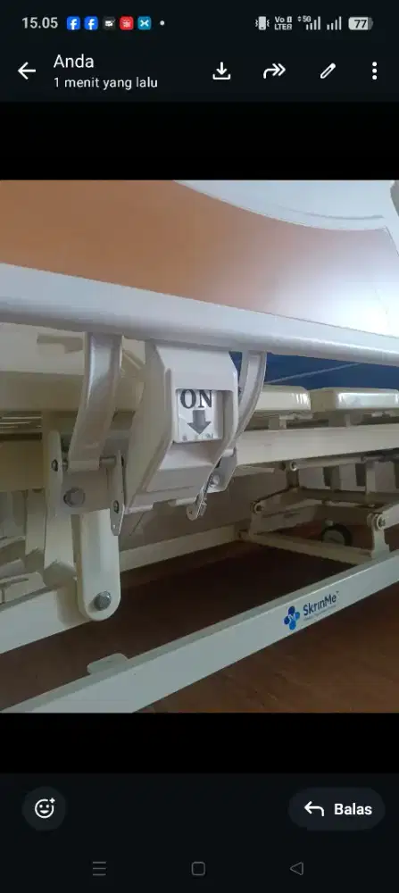 Tempat tidur untuk pasien merk SKRIN ME