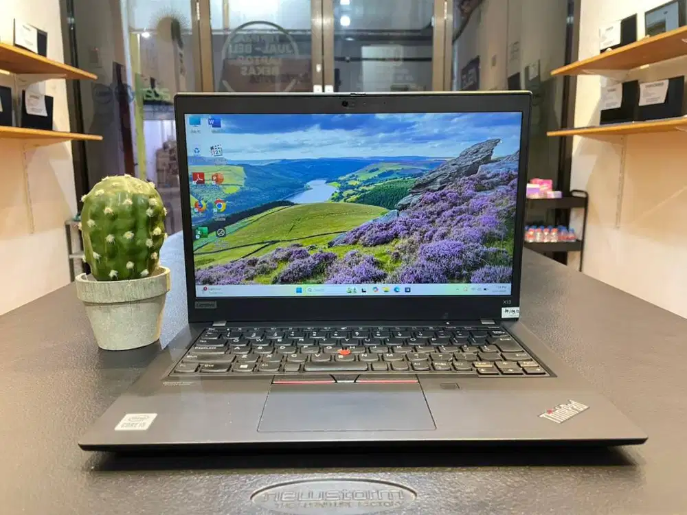 LAPTOP LENOVO THINKPAD X13 // CORE i7GEN10