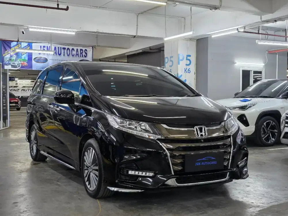 HONDA ODYSSEY AT CVT 2.4 2020 HITAM