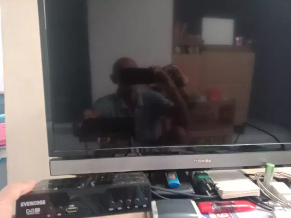 Jual tv toshiba 32 masih baru