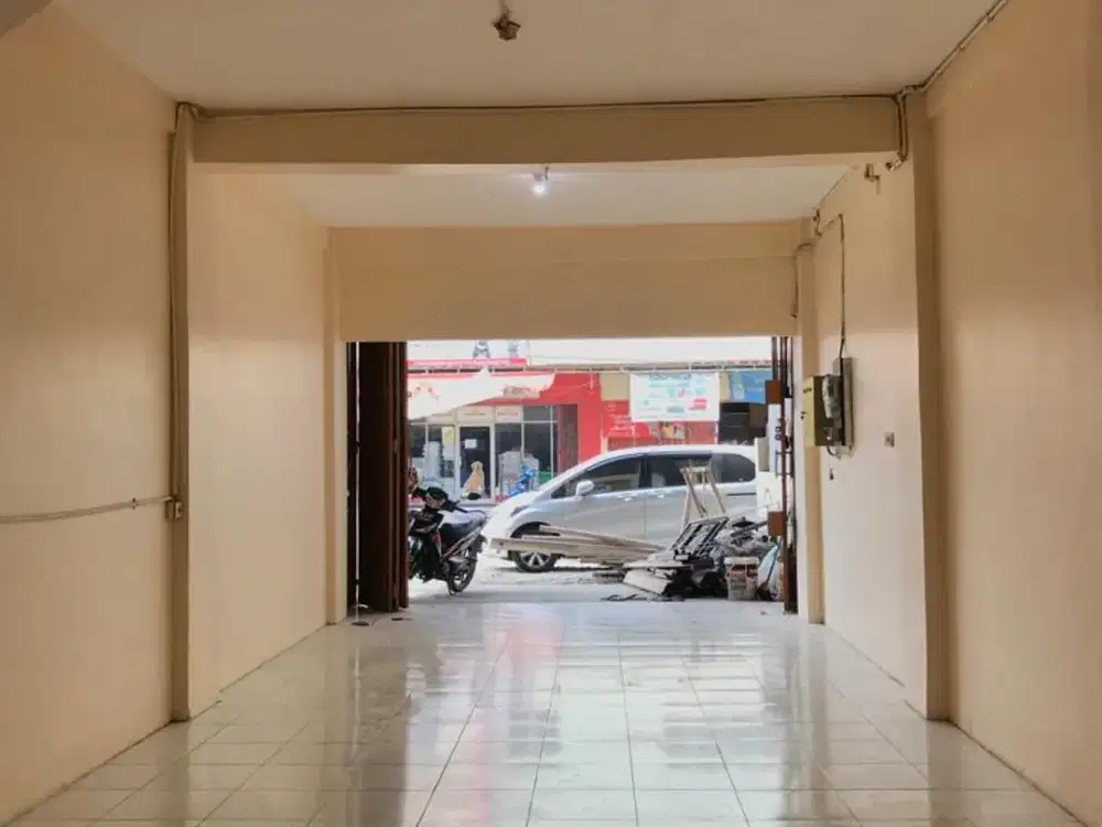 Ruko Siap Huni Dekat Sumareccon Bekasi - Lokasi Super Strategis