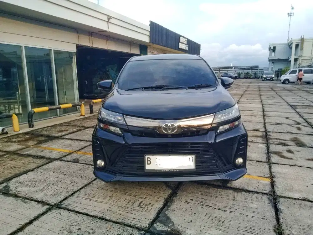 TOYOTA AVANZA VELOZ 1.3 AT THN 2021